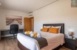 Casa do Pomar -Local Accommodation . Casa do Pomar -Local Accommodation .