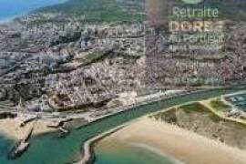 Urban plot for sale with approved project for construction of 3 bedroom single-family villa with swimming pool.