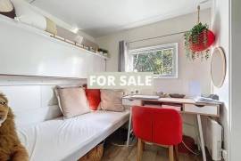 Detached Bungalow with Outbuilding in Building Plot