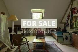 Detached Country House with Open Views
