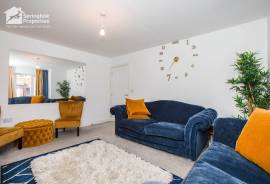 4 bedroom, Detached house for sale
