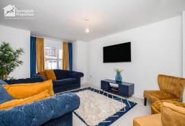 4 bedroom, Detached house for sale