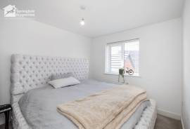 4 bedroom, Detached house for sale