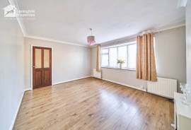 2 bedroom, Maisonette for sale