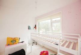 2 bedroom, Maisonette for sale