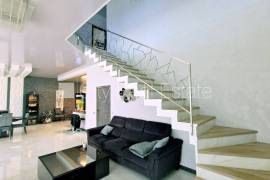 Detached house for rent in Jurmala, 645.00m2
