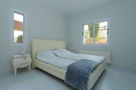 Stunning 4 Bedroom Plus Extra Room Bungalow - Tala, Paphos