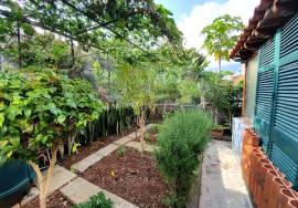 Classic House - 5 Bedrooms in Funchal