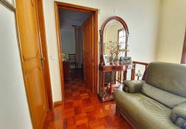 Classic House - 5 Bedrooms in Funchal