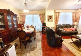 Classic House - 5 Bedrooms in Funchal