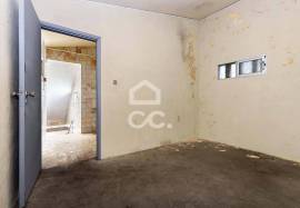 Warehouse Borba