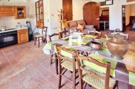 Apartment in historic building