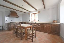 Renovated farmhouse with magnificent views