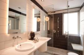 10 Plaza de San Miguel, Madrid 28005, Spain - 2 Bedrooms, 1 Bathrooms - 1,300 EUR / month