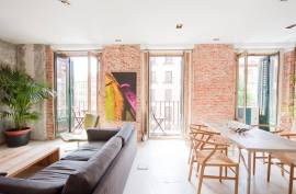 10 Plaza de San Miguel, Madrid 28005, Spain - 2 Bedrooms, 1 Bathrooms - 1,300 EUR / month