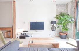 10 Plaza de San Miguel, Madrid 28005, Spain - 2 Bedrooms, 1 Bathrooms - 1,300 EUR / month