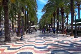 Avda. de la Constitucion 4, 4to Dcha., 03002 Alicante, Spain - 2 Bedrooms, 2 Bathrooms - 850 EUR / month
