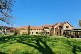 Luxury 9 Bed Estate For Sale In Adainville France