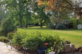 Luxury 9 Bed Estate For Sale In Adainville France