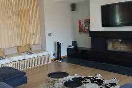 Excellent 5 Bed Villa For Sale In Verdoejo, Valença Northern