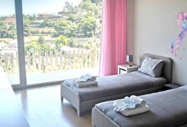Excellent 5 Bed Villa For Sale In Verdoejo, Valença Northern