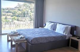 Excellent 5 Bed Villa For Sale In Verdoejo, Valença Northern