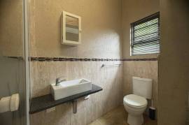 Luxury Silver Creek Gorge Estate For Sale in Mooinooi South