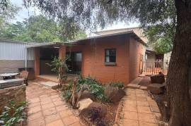 Luxury Silver Creek Gorge Estate For Sale in Mooinooi South