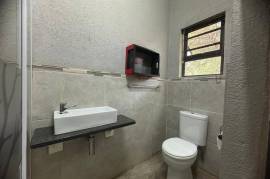 Luxury Silver Creek Gorge Estate For Sale in Mooinooi South