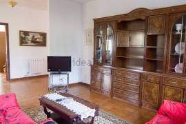 Chalet House With 2 Apartments for Sale in Boiro Galicia