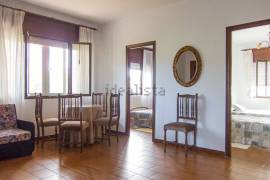 Chalet House With 2 Apartments for Sale in Boiro Galicia