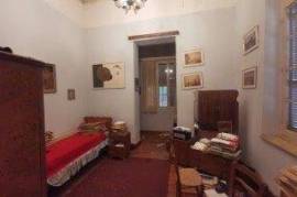 Listed 5 Bed House For Sale in Nicosia
