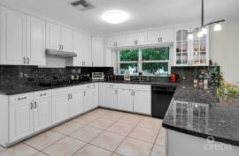 Luxury 4 Bed House For Sale in George Town The Cayman