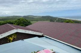 Stunning 3 Bedroom House & Cottage For Sale in Scottburgh South