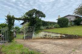 Stunning 3 Bedroom House & Cottage For Sale in Scottburgh South