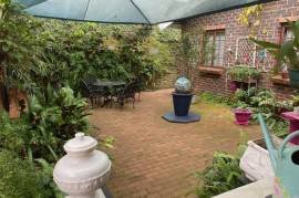 Stunning 3 Bedroom House & Cottage For Sale in Scottburgh South