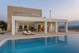 Luxury 7 Bed Villa For Sale in Heraklion Crete