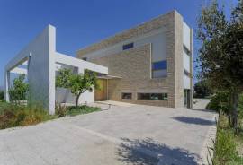 Luxury 7 Bed Villa For Sale in Heraklion Crete