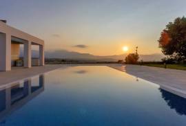 Luxury 7 Bed Villa For Sale in Heraklion Crete