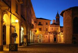 Stunning 2 Bedroom Airbnb Chalet For Sale in Miagliano Biella Piedmont Italy