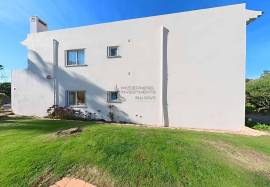 3 Bedroom Apartment with Pool & Gym next to Porto de Mós Beach | Lagos, Algarve
