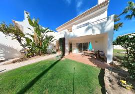 3 Bedroom Apartment with Pool & Gym next to Porto de Mós Beach | Lagos, Algarve