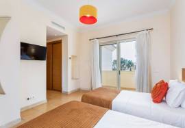 Vila Nova De Cacela, Monte Rei: Exclusive 3-Bedroom Villa in Portugal’s Premier Golf Resort