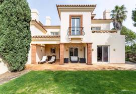Vila Nova De Cacela, Monte Rei: Exclusive 3-Bedroom Villa in Portugal’s Premier Golf Resort
