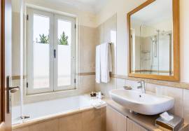 Vila Nova De Cacela, Monte Rei: Exclusive 3-Bedroom Villa in Portugal’s Premier Golf Resort
