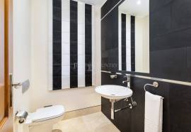 Vila Nova De Cacela, Monte Rei: Exclusive 3-Bedroom Villa in Portugal’s Premier Golf Resort
