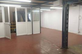 Industrial Warehouse for sale in Closed Enclosure with Surveillance – 300 m² Approximately