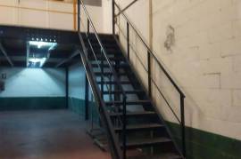 Industrial Warehouse for sale in Closed Enclosure with Surveillance – 300 m² Approximately