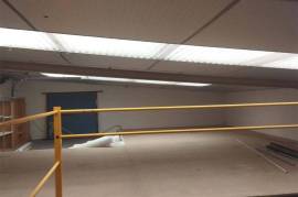 Industrial Warehouse for sale in Closed Enclosure with Surveillance – 300 m² Approximately