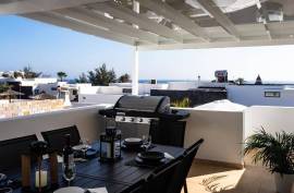 Luxurious 5 Bedroom Villa With Sea Views